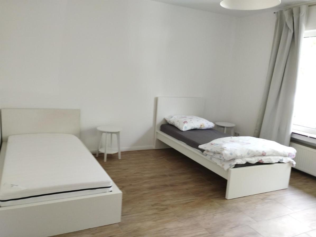 Appartement 4 Personen - Zimmer In Wohnung, Zentral, Ruhig, Modern Lubbecke Exteriör bild